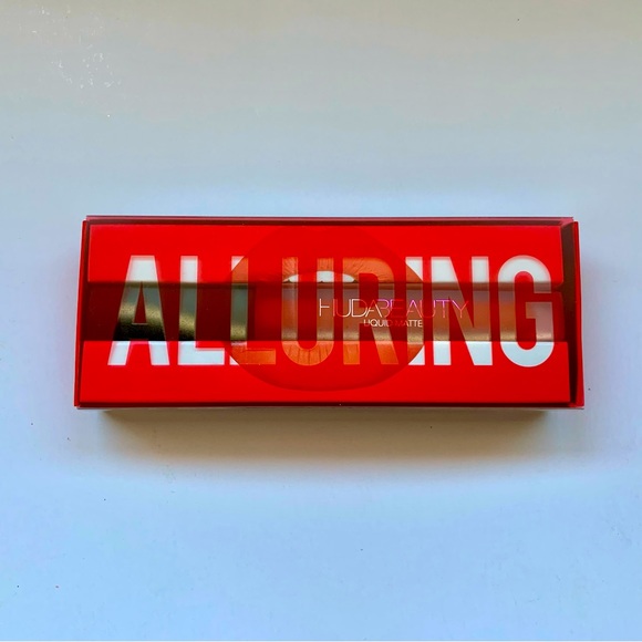 Limited Edition Huda Beauty “Alluring” matte lipstick 💄!! - Picture 1 of 7